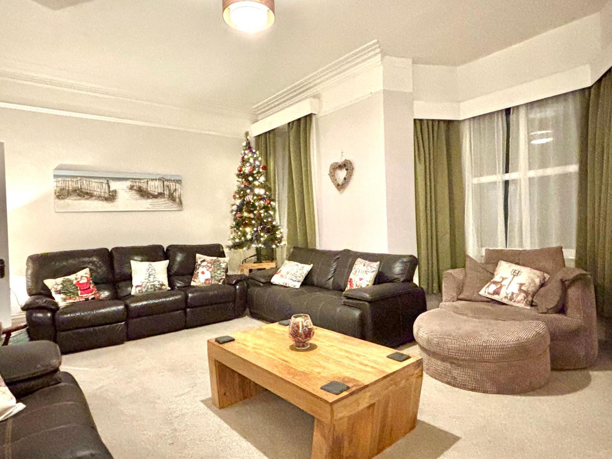 Tidesreach Filey, Sleeps 13, Close To Beach Kültér fotó